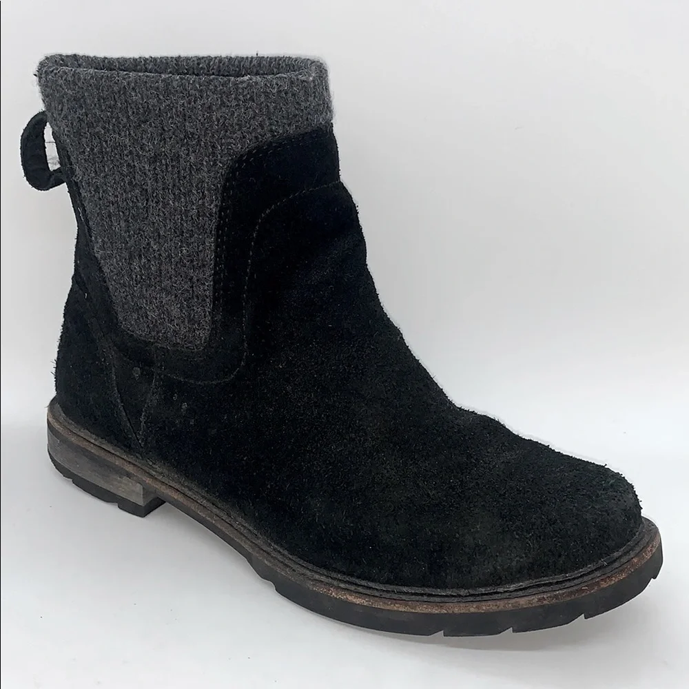 L.L. Bean *Flaw East Point Chelsea Suede Boot Black (8 1/2 Medium) Winter Snow